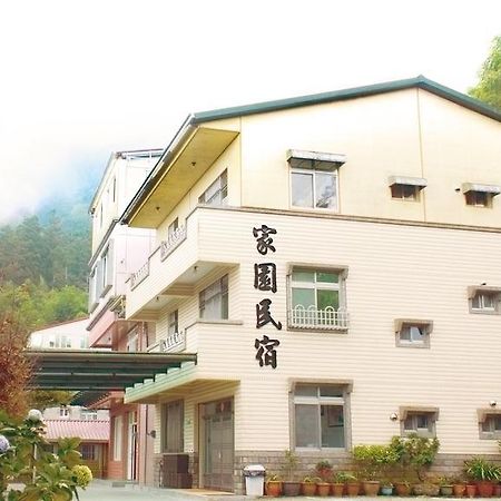 Chia Yuen Homestay Fenchihu Exteriör bild